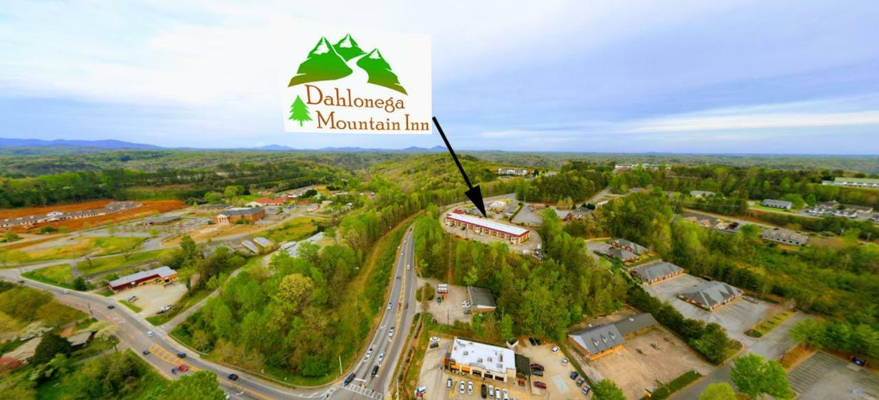 Dahlonega Mountain Inn Buitenkant foto